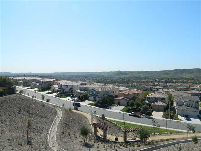 1157 Breakaway Dr, Oceanside, CA 92057 photo 2