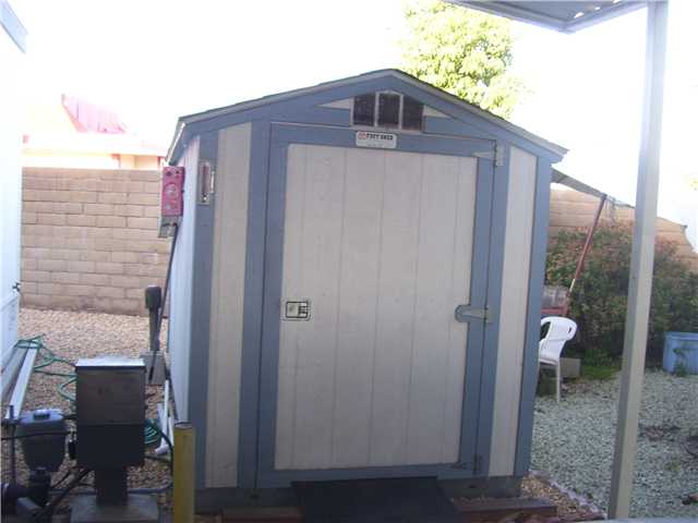 6 Roadliner Ave, Escondido, CA 92027 photo 5
