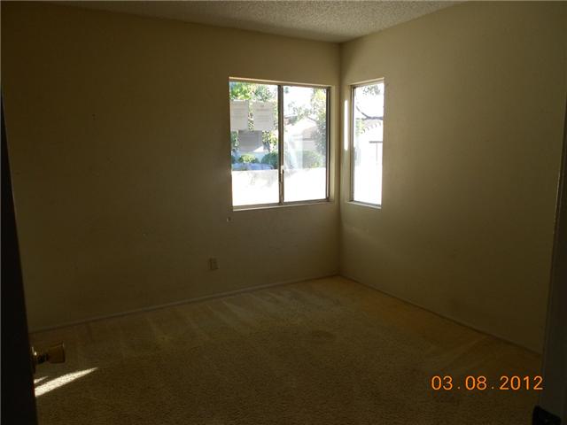 998 S 45th St, San Diego, CA 92113 photo 5