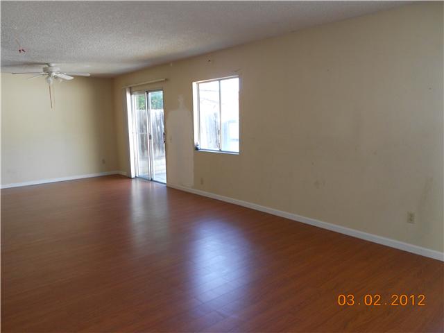 998 S 45th St, San Diego, CA 92113 photo 2