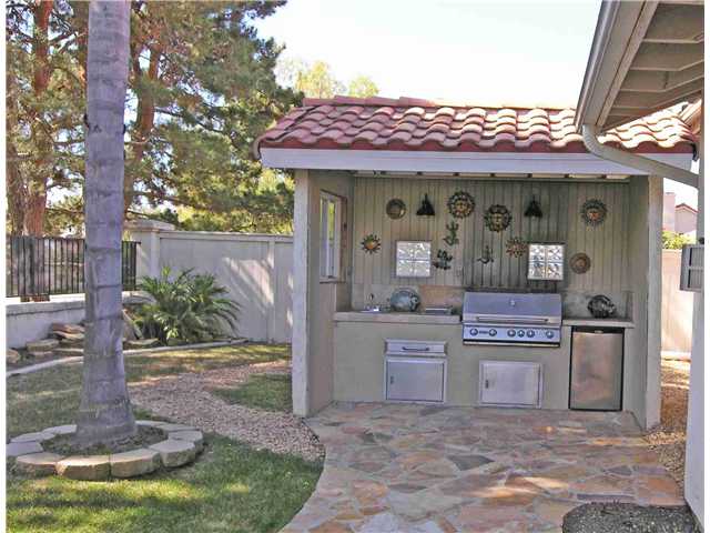 328 Camino Parque Dr, Oceanside, CA 92057 photo 7