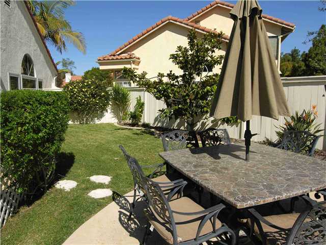 328 Camino Parque Dr, Oceanside, CA 92057 photo 4