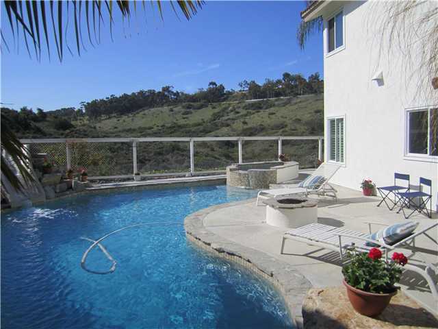 3535 Simsbury Ct, Carlsbad, CA 92010 photo 2