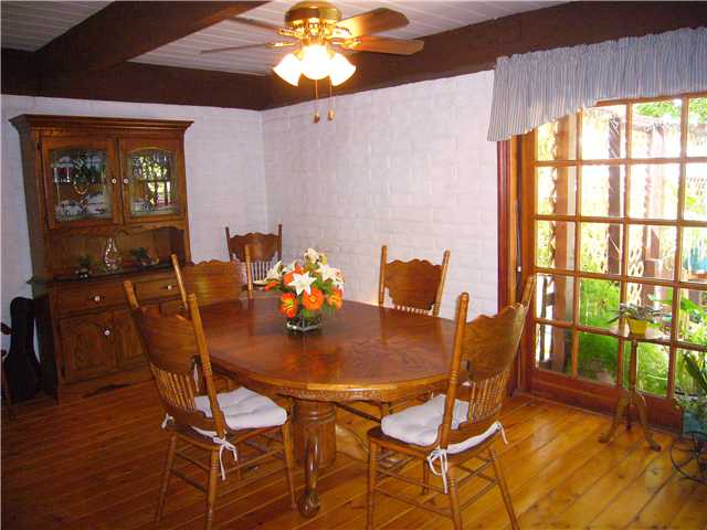 1330 E Fallbrook St, Fallbrook, CA 92028 photo 3