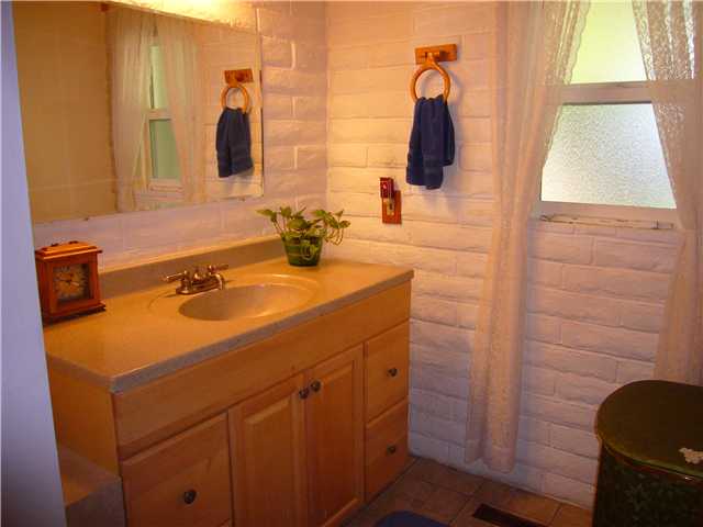 1330 E Fallbrook St, Fallbrook, CA 92028 photo 6