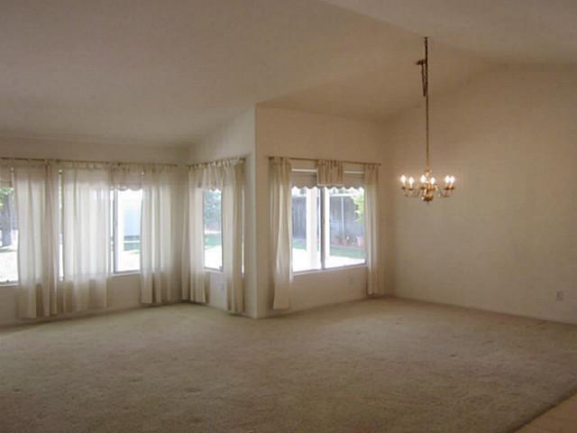 87 Avenida Descanso, Oceanside, CA 92057 photo 3