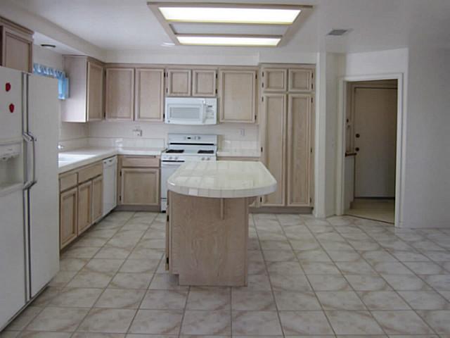87 Avenida Descanso, Oceanside, CA 92057 photo 8