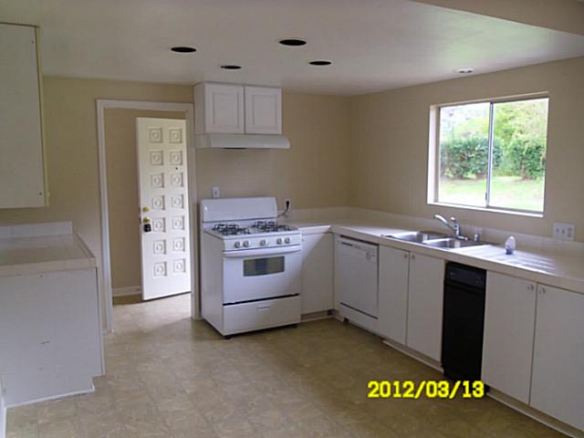 2148 Pomegranate Ln, Fallbrook, CA 92028 photo 4