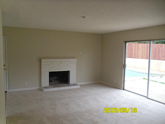 2148 Pomegranate Ln, Fallbrook, CA 92028 photo 3