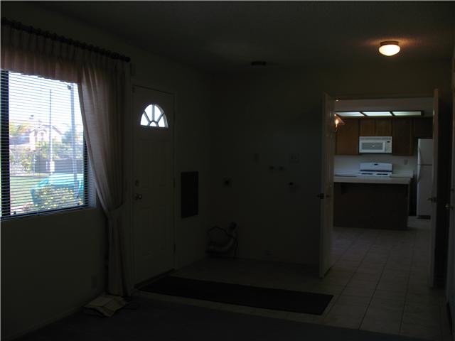 1560 Whispering Palm Dr, Oceanside, CA 92056 photo 5