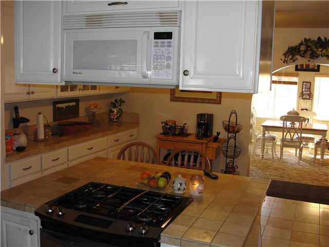 1574 La Corta St, Lemon Grove, CA 91945 photo 13