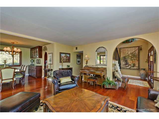 9348 Edgewood Dr, La Mesa, CA 91941 photo 1