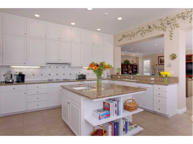 3591 Corte Castillo, Carlsbad, CA 92009 photo 7