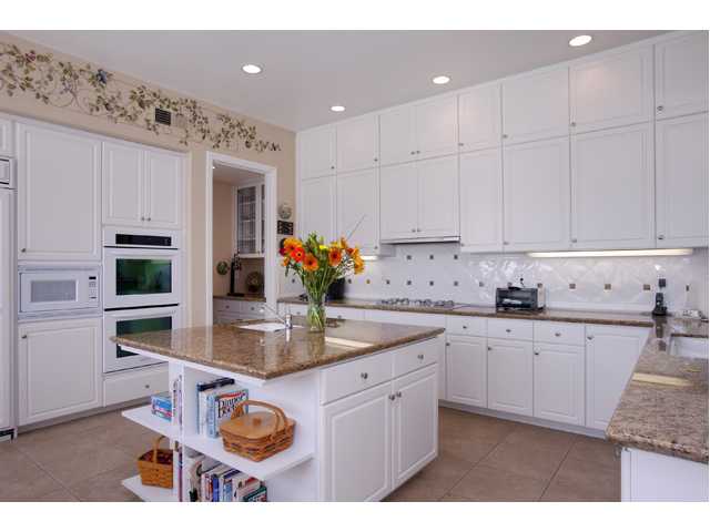 3591 Corte Castillo, Carlsbad, CA 92009 photo 6