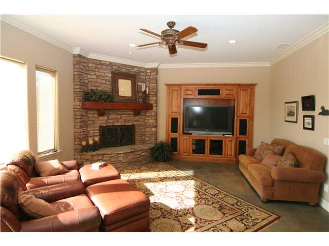 1985 Joseph St, Fallbrook, CA 92028 photo 5