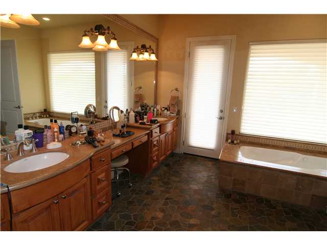 1985 Joseph St, Fallbrook, CA 92028 photo 12