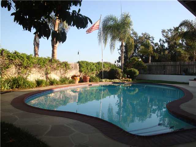 1047 Hazen Dr, San Marcos, CA 92069 photo 5