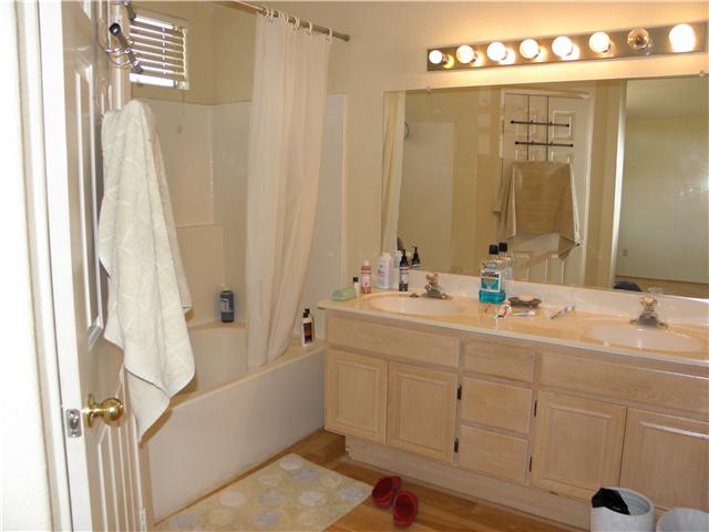 1209 Adobe Ter, Vista, CA 92081 photo 13