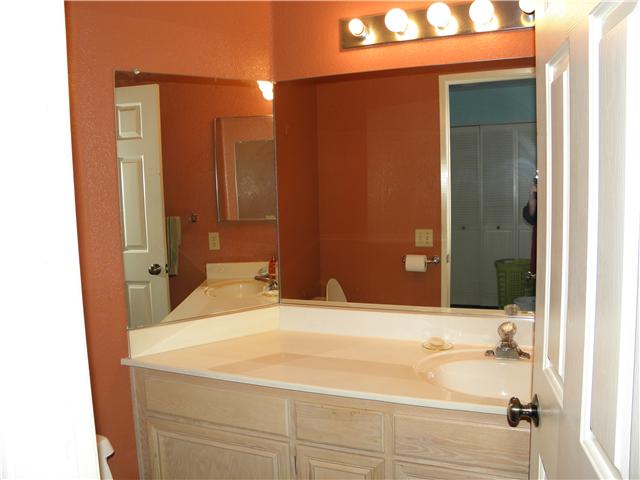 1209 Adobe Ter, Vista, CA 92081 photo 9