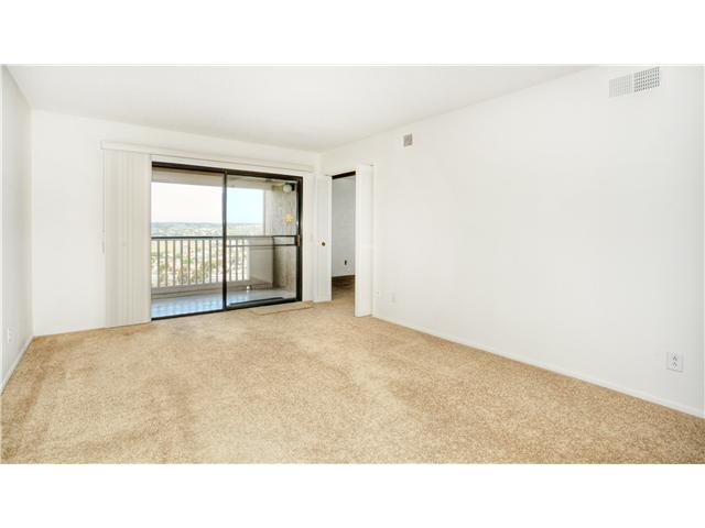285 Stage Coach Rd, Oceanside, CA 92057 photo 7