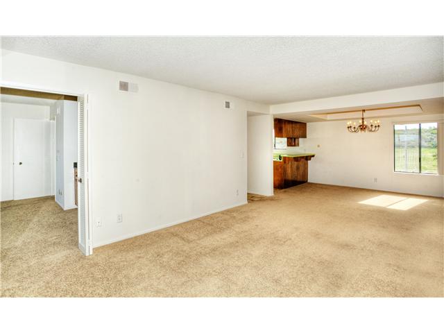 285 Stage Coach Rd, Oceanside, CA 92057 photo 8