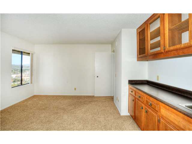 285 Stage Coach Rd, Oceanside, CA 92057 photo 10