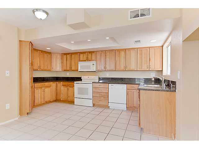 10516 Flora Camellia Ct, Santee, CA 92071 photo 6
