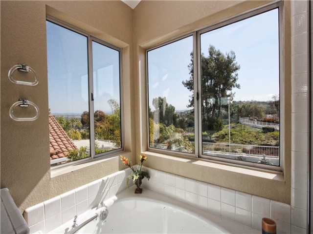 1164 Masterpiece Dr, Oceanside, CA 92057 photo 13