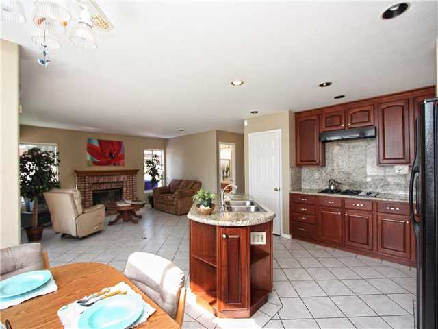 1164 Masterpiece Dr, Oceanside, CA 92057 photo 4