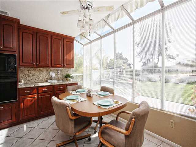 1164 Masterpiece Dr, Oceanside, CA 92057 photo 3