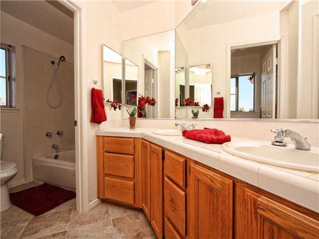 1164 Masterpiece Dr, Oceanside, CA 92057 photo 17