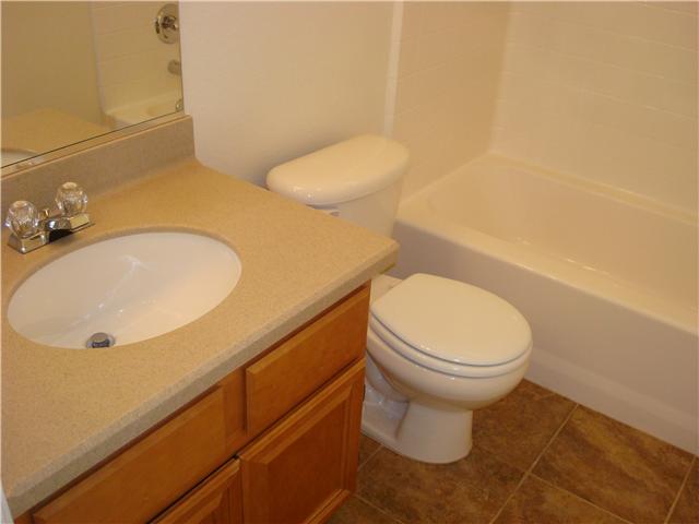 1034 Eliot St, Oceanside, CA 92057 photo 9
