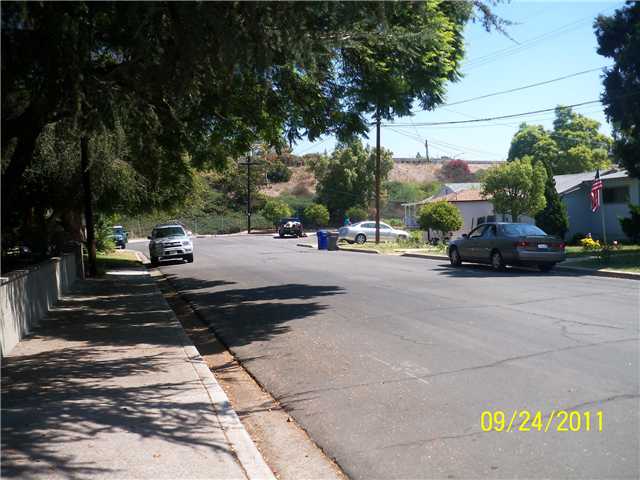 9025 Johnson Dr, La Mesa, CA 91941 photo 18