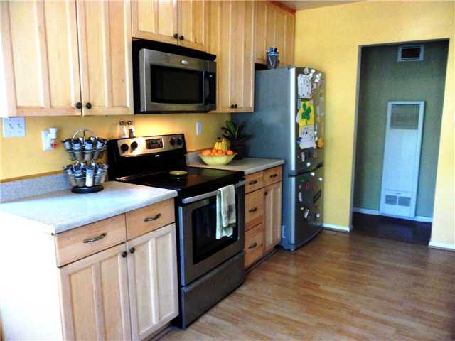 345 Eldorado Dr, Escondido, CA 92025 photo 2