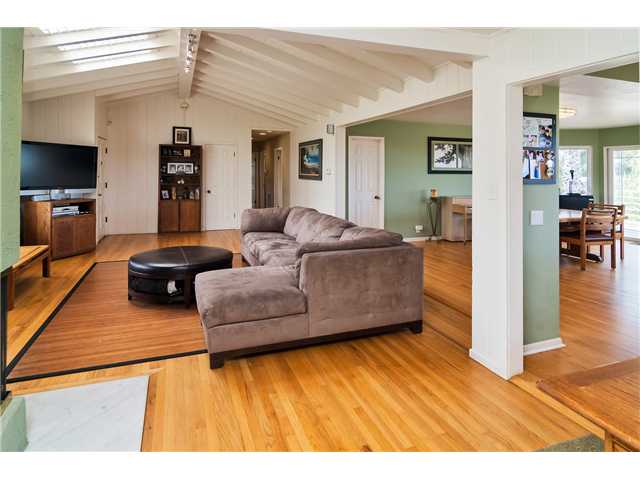 3148 Skyline Dr, Oceanside, CA 92056 photo 4