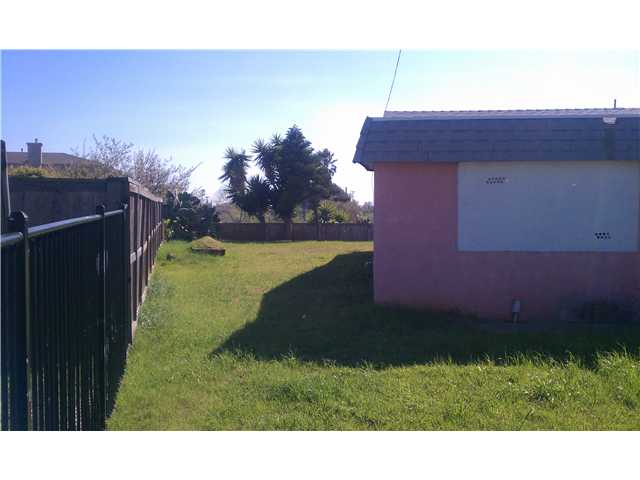 1629 Kraft St, Oceanside, CA 92058 photo 2