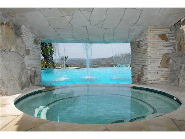 1112 Via Zancas, Fallbrook, CA 92028 photo 4