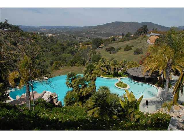 1112 Via Zancas, Fallbrook, CA 92028 photo 1