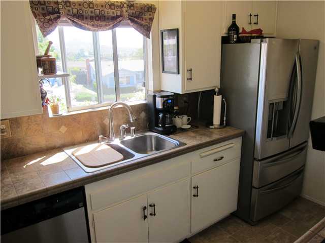 7845 Highgate Ln, La Mesa, CA 91942 photo 5