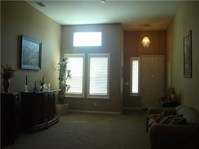 575 Rowland Ct, Merced, CA 95348 photo 3