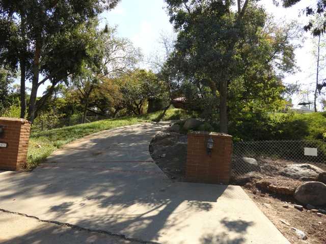 1841 Oak Haven Rd, Alpine, CA 91901 photo 2