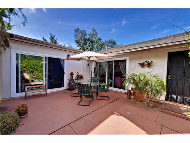 3675 Harvard Dr, Oceanside, CA 92056 photo 3