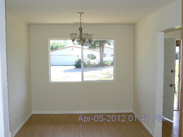 1050 Emelita St, Fallbrook, CA 92028 photo 6