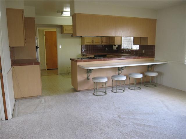 6186 Lambda Dr, San Diego, CA 92120 photo 3