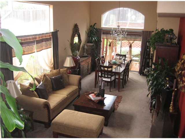 1574 Corte Daniel, Oceanside, CA 92056 photo 2