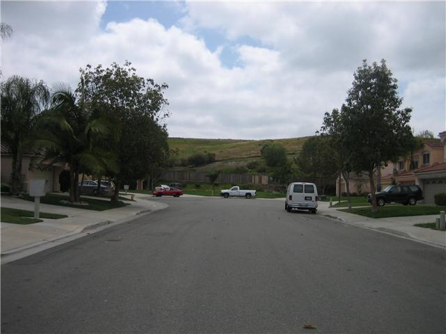 1574 Corte Daniel, Oceanside, CA 92056 photo 3