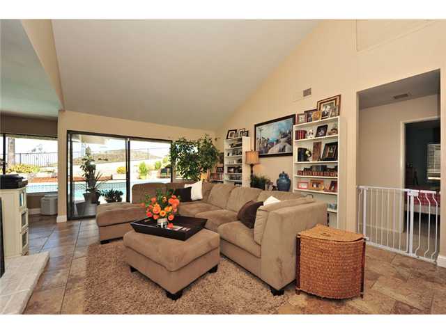 17826 Saint Andrews Dr, Poway, CA 92064 photo 6