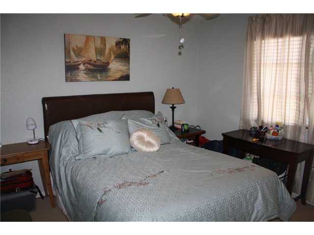 8739 Glen Oaks Way, Santee, CA 92071 photo 13