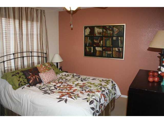 8739 Glen Oaks Way, Santee, CA 92071 photo 12
