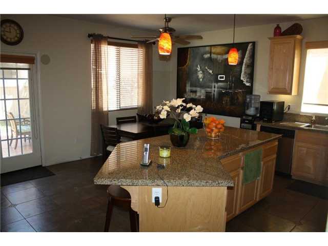 8739 Glen Oaks Way, Santee, CA 92071 photo 4